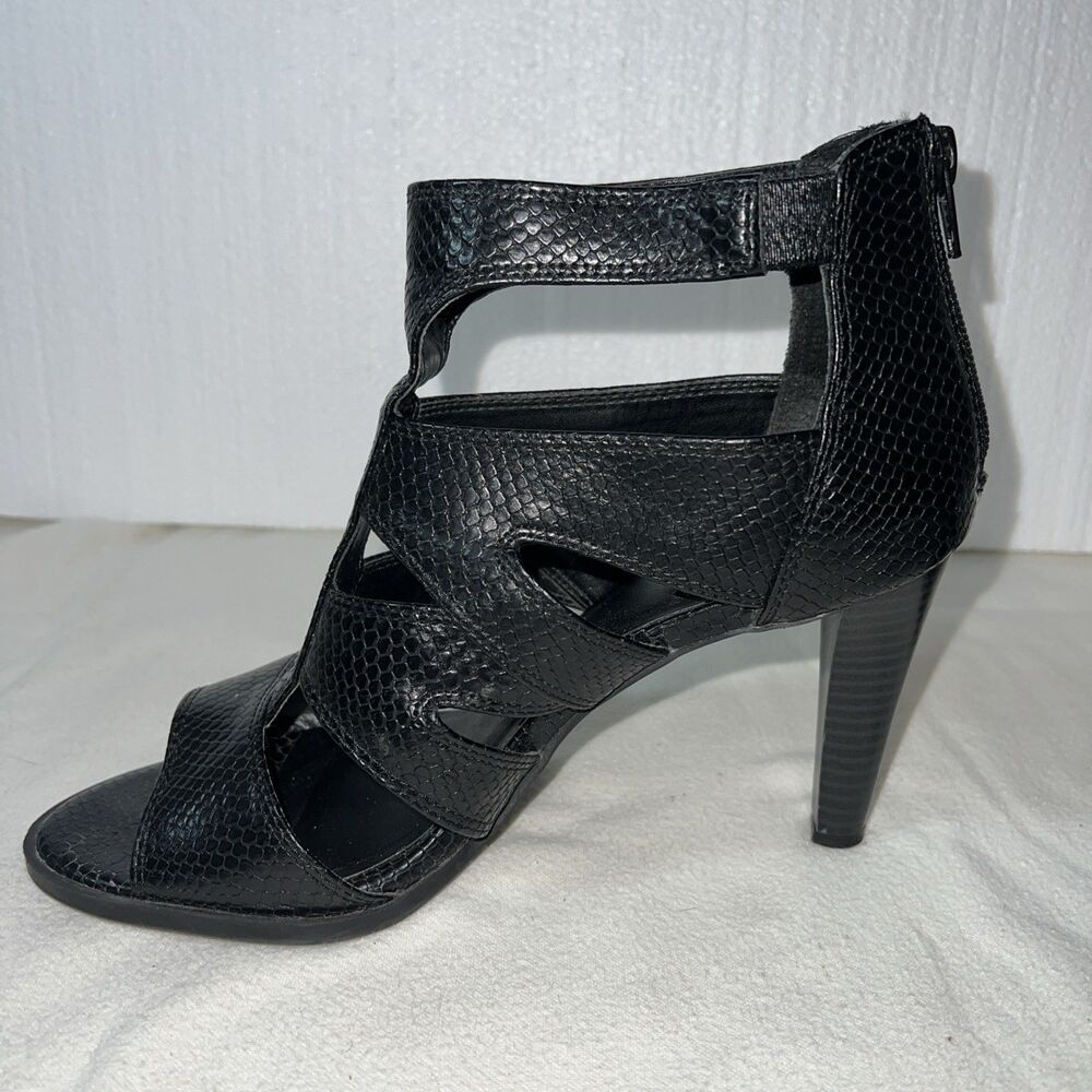 SIMPLY VERA ~ VERA WANG Black Gladiator High Heel Shoes~ Womens 8.5